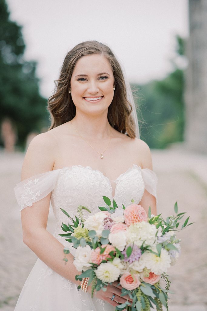 An elegant summer wedding with bridal portraits at Valley Forge National Park by wedding photographers Michelle Behre Photography.
